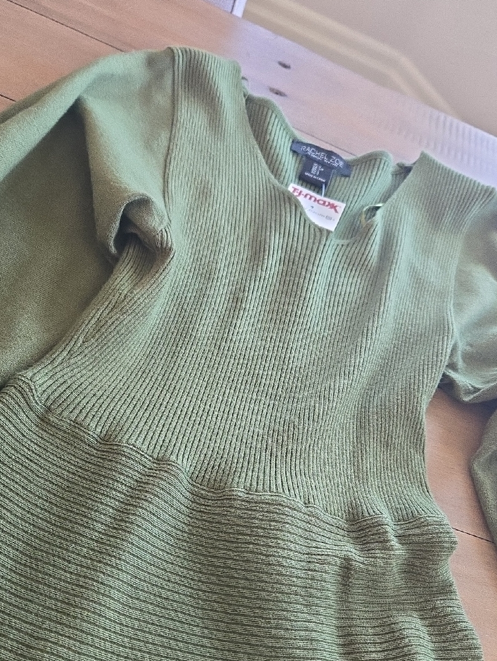 Green Ribbed Knit Midi Dress - Picture 4 of 4